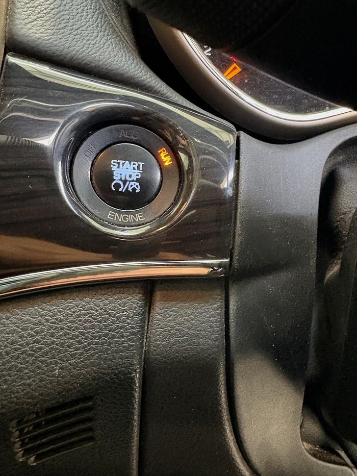2013 Jeep Grand Cherokee Overland WK MY14 4X4 Constant Bright White