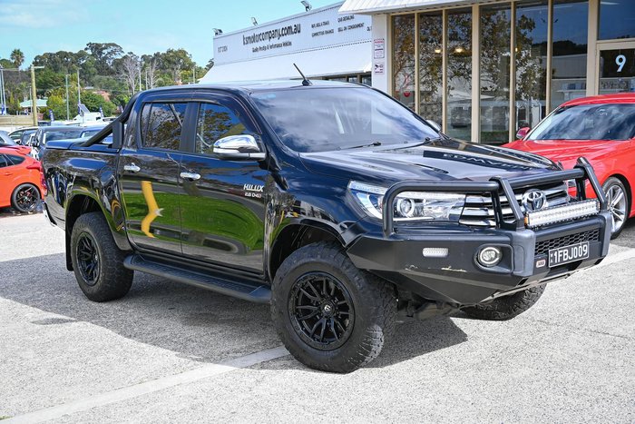 2016 Toyota Hilux SR5