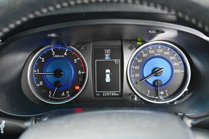 2016 Toyota Hilux SR5