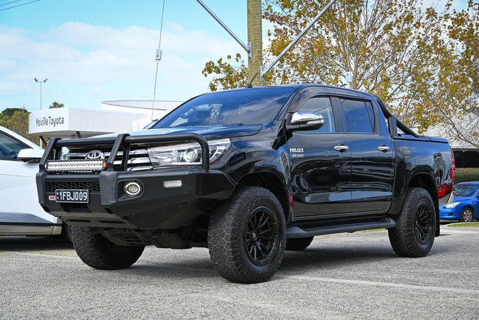 2016 Toyota Hilux SR5