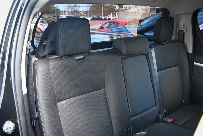 2016 Toyota Hilux SR5