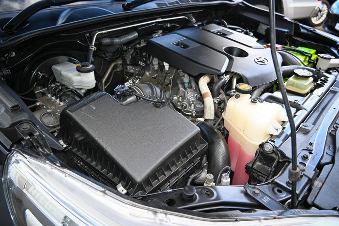 2016 Toyota Hilux SR5