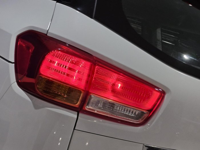 2017 Kia Carnival S