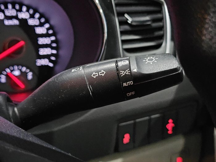 2017 Kia Carnival S