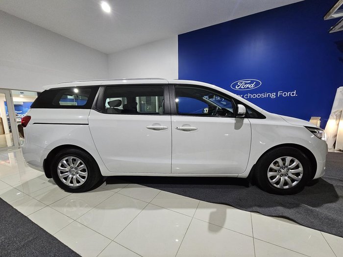 2017 Kia Carnival S