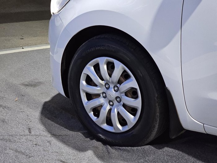 2017 Kia Carnival S