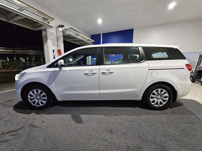 2017 Kia Carnival S