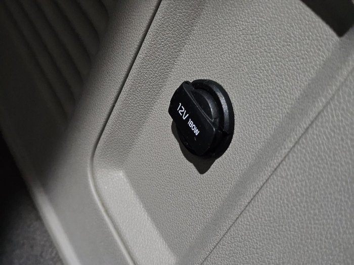 2017 Kia Carnival S