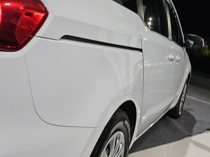 2017 Kia Carnival S