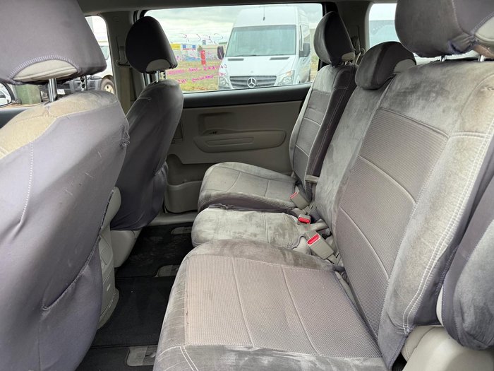 2017 Kia Carnival S