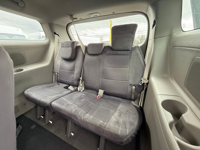 2017 Kia Carnival S