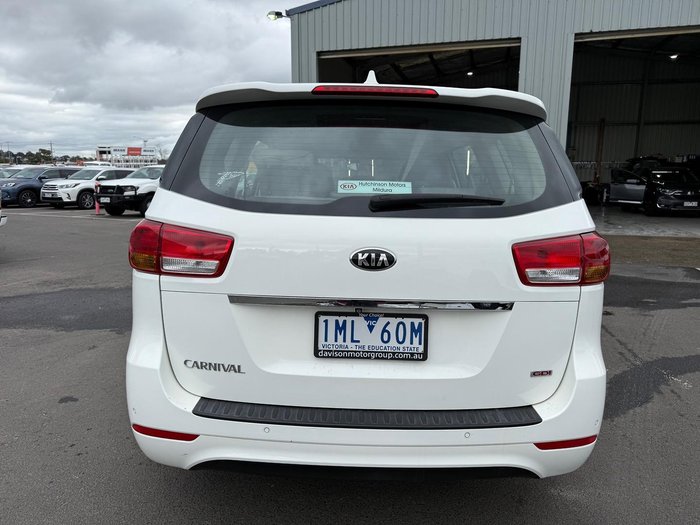 2017 Kia Carnival S