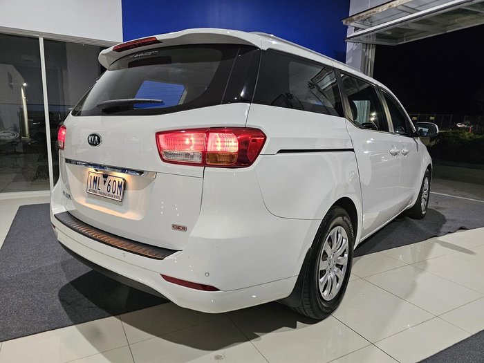 2017 Kia Carnival S