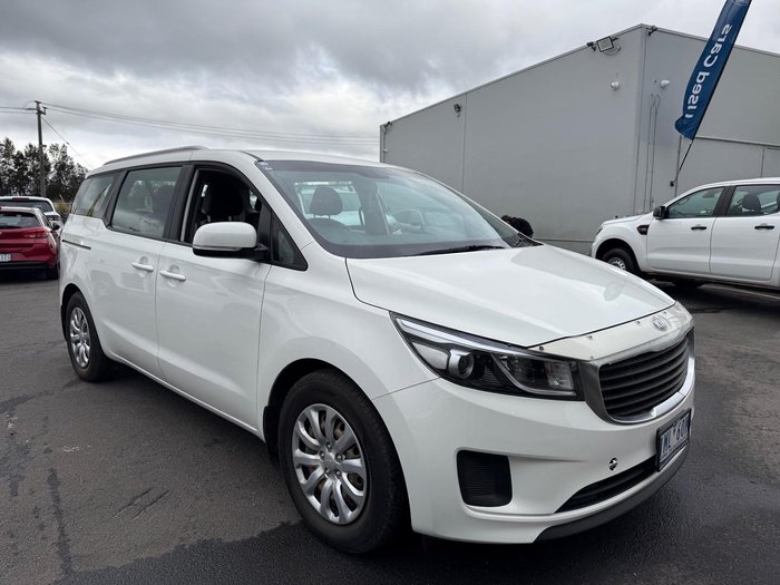 2017 Kia Carnival S