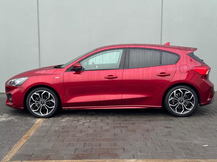 2020 Ford Focus ST-Line