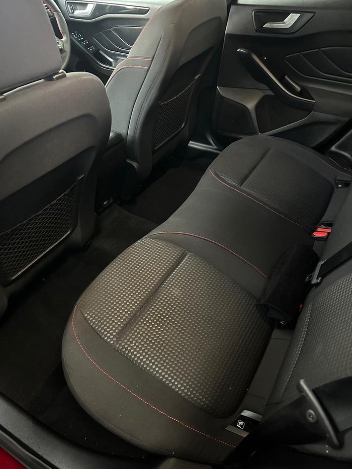 2020 Ford Focus ST-Line