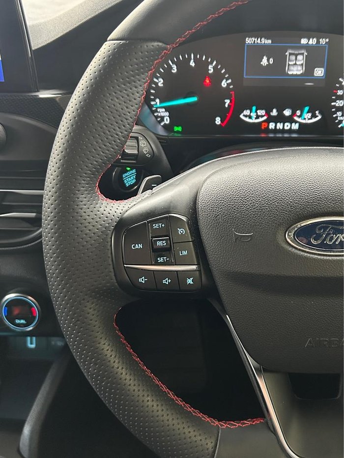 2020 Ford Focus ST-Line
