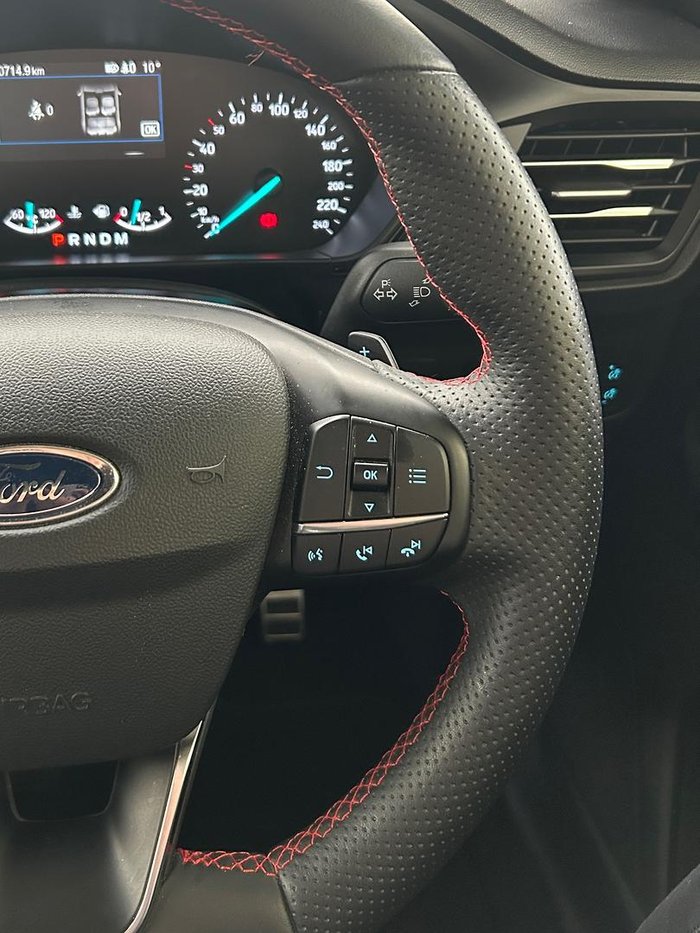 2020 Ford Focus ST-Line