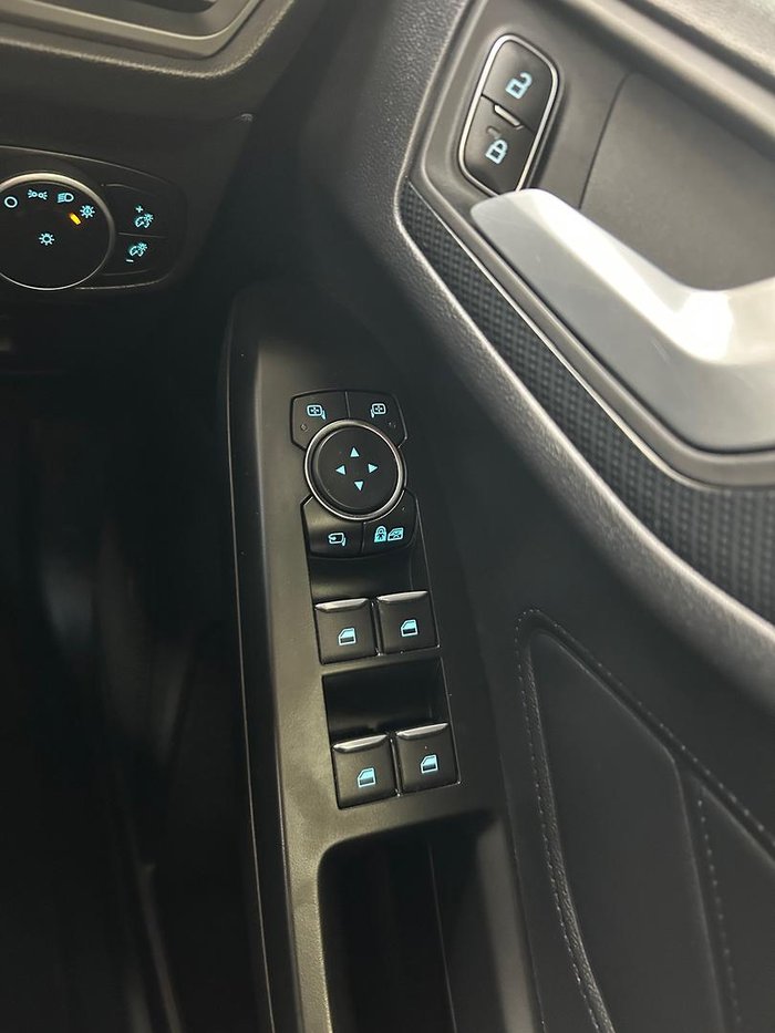 2020 Ford Focus ST-Line