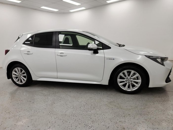 2023 Toyota Corolla SX Hybrid ZWE219R Frosted White