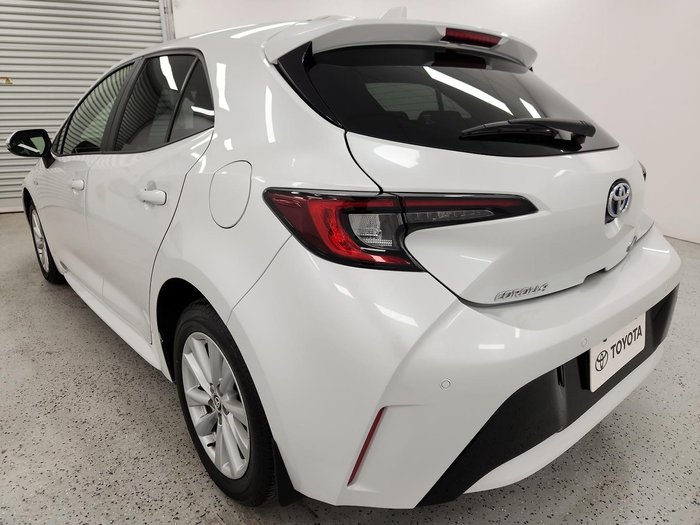 2023 Toyota Corolla SX Hybrid ZWE219R Frosted White