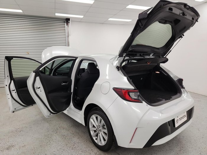 2023 Toyota Corolla SX Hybrid ZWE219R Frosted White