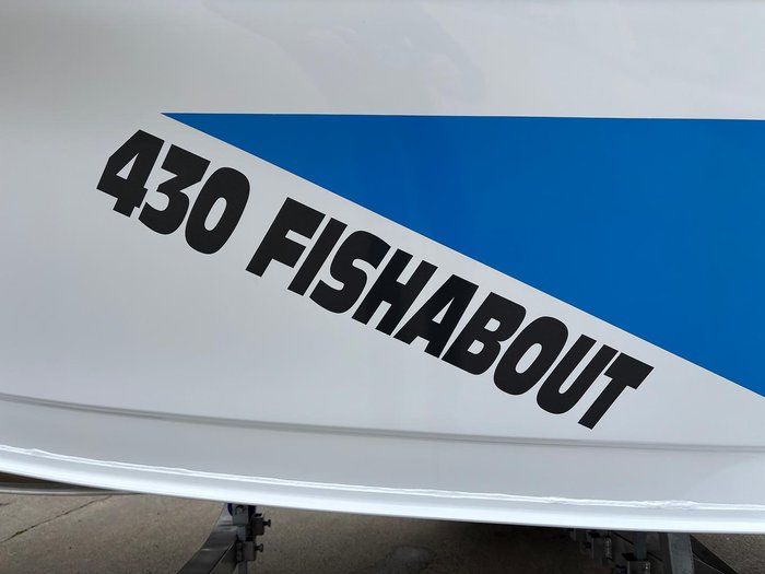 2025 QUINTREX 430 Fishabout
