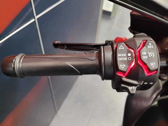 2025 Ducati Diavel V4 Diavel Black