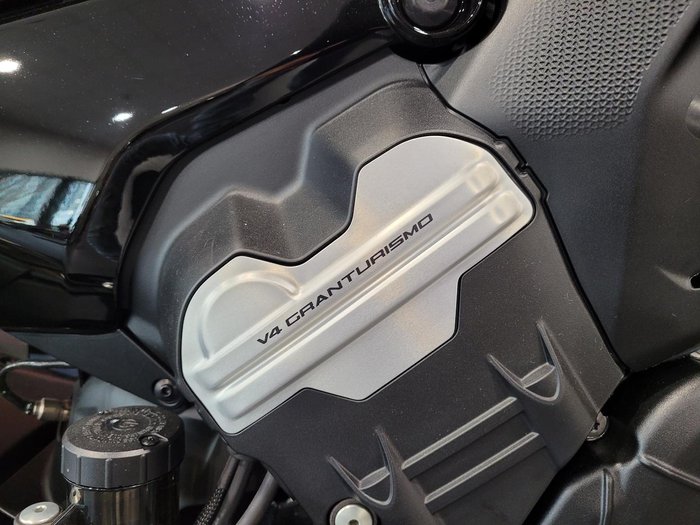2025 Ducati Diavel V4 Diavel Black