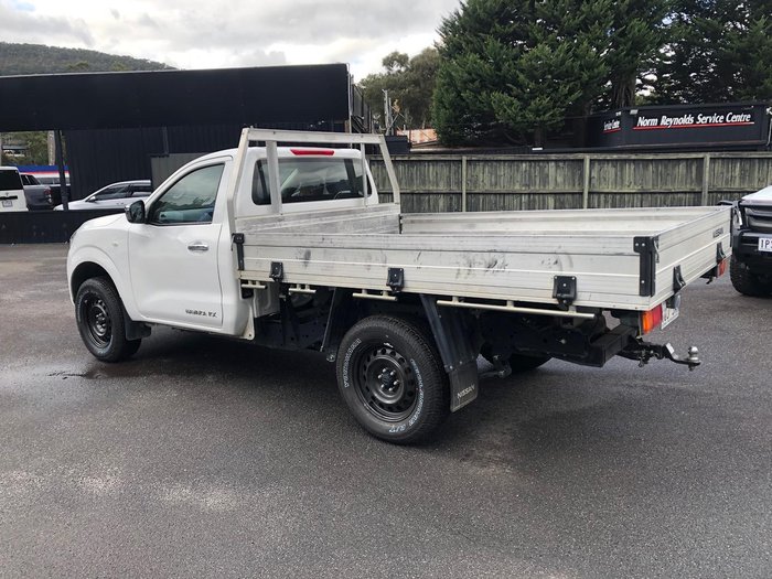 2020 Nissan Navara RX D23 Series 4 4X4 Dual Range Polar White