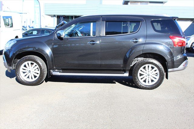 2017 Isuzu MU-X LS-T MY17 Cosmic Black Mica