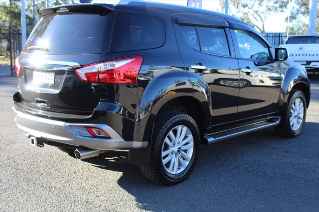 2017 Isuzu MU-X LS-T MY17 Cosmic Black Mica