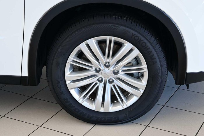 2024 Mitsubishi Outlander LS