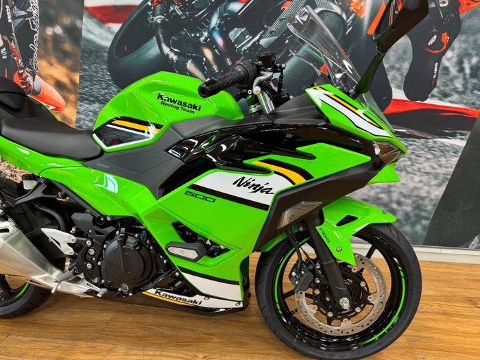 2025 Kawasaki NINJA 500 SE (LAMS) KRT GREEN