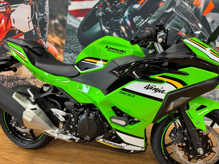 2025 Kawasaki NINJA 500 SE (LAMS) KRT GREEN
