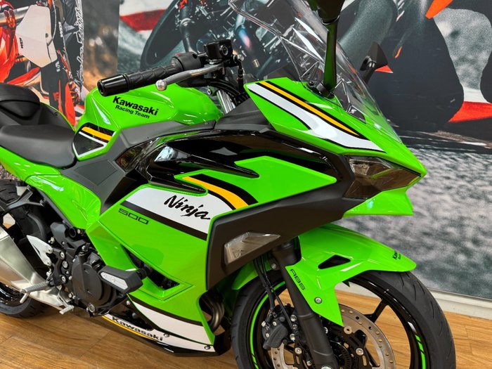 2025 Kawasaki NINJA 500 SE (LAMS) KRT GREEN
