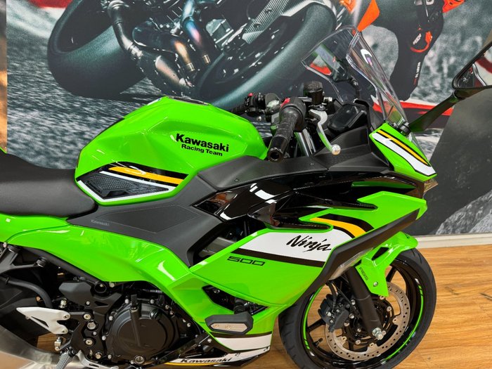 2025 Kawasaki NINJA 500 SE (LAMS) KRT GREEN