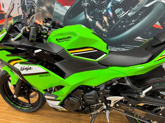 2025 Kawasaki NINJA 500 SE (LAMS) KRT GREEN