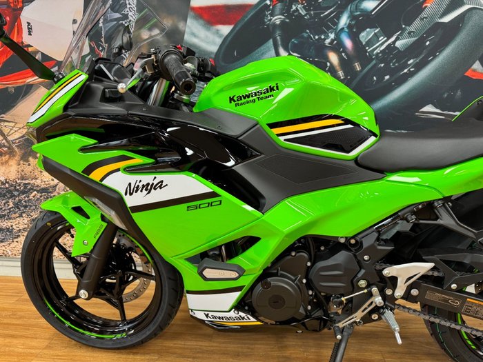 2025 Kawasaki NINJA 500 SE (LAMS) KRT GREEN