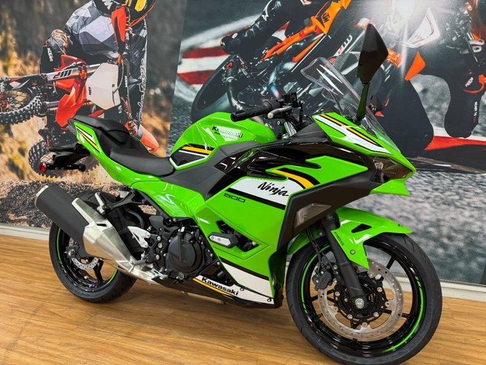 2025 Kawasaki NINJA 500 SE (LAMS) KRT GREEN