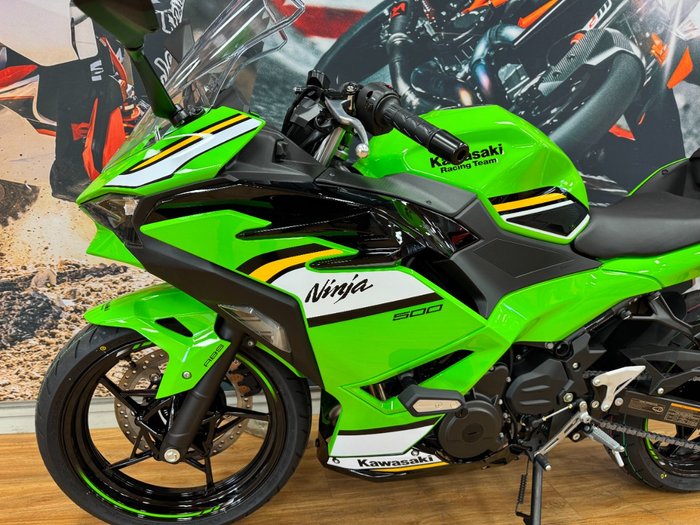2025 Kawasaki NINJA 500 SE (LAMS) KRT GREEN