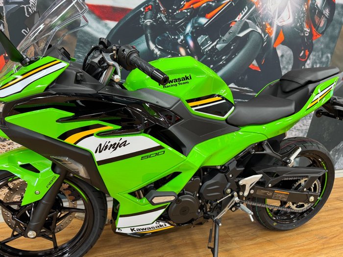 2025 Kawasaki NINJA 500 SE (LAMS) KRT GREEN