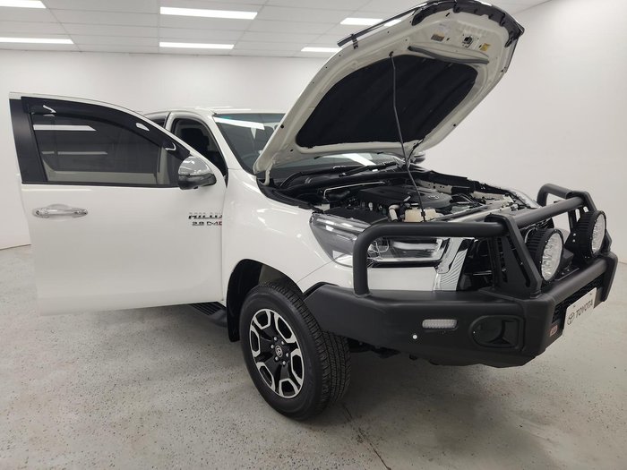 2023 Toyota Hilux SR5 GUN126R 4X4 Dual Range Glacier White