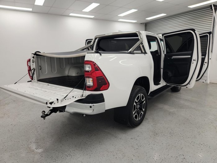 2023 Toyota Hilux SR5 GUN126R 4X4 Dual Range Glacier White
