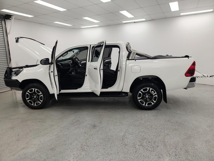 2023 Toyota Hilux SR5 GUN126R 4X4 Dual Range Glacier White