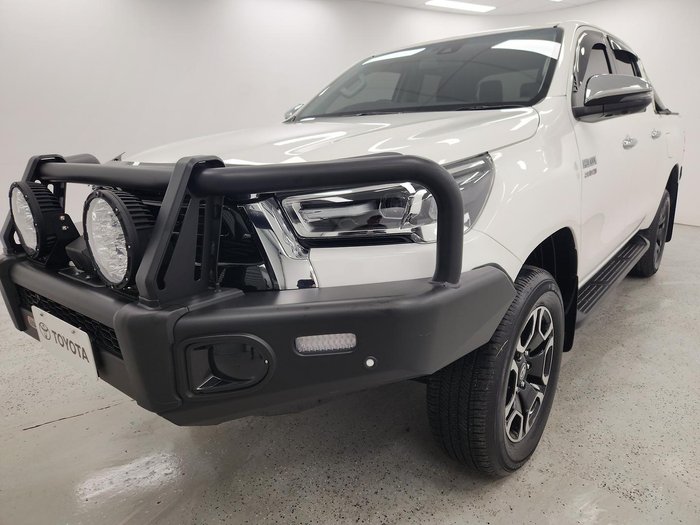 2023 Toyota Hilux SR5 GUN126R 4X4 Dual Range Glacier White