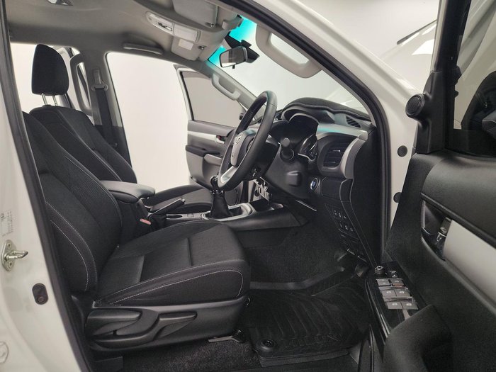 2023 Toyota Hilux SR5 GUN126R 4X4 Dual Range Glacier White