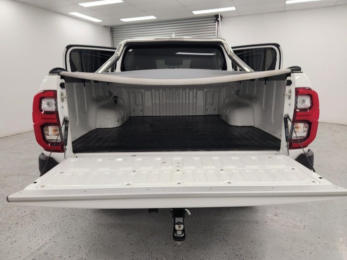 2023 Toyota Hilux SR5 GUN126R 4X4 Dual Range Glacier White