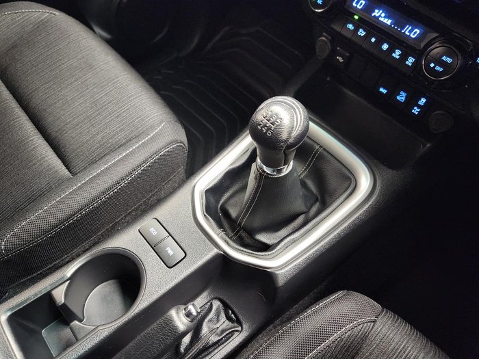 2023 Toyota Hilux SR5 GUN126R 4X4 Dual Range Glacier White