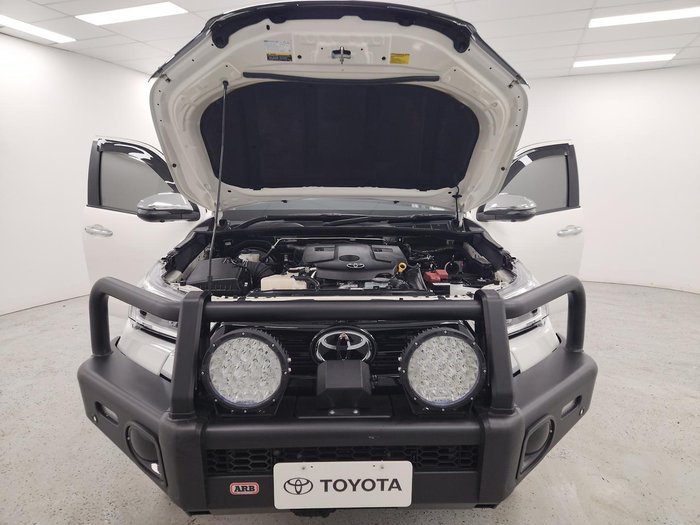 2023 Toyota Hilux SR5 GUN126R 4X4 Dual Range Glacier White